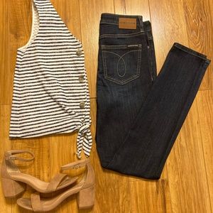 NWT Calvin Klein Jeans High Rise Dark Wash Skinny Jeans Size 26